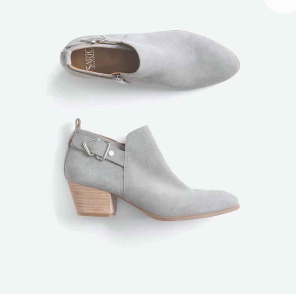 *Franco Sarto* 8.5w Suede Ankle Boots - Gray EUC